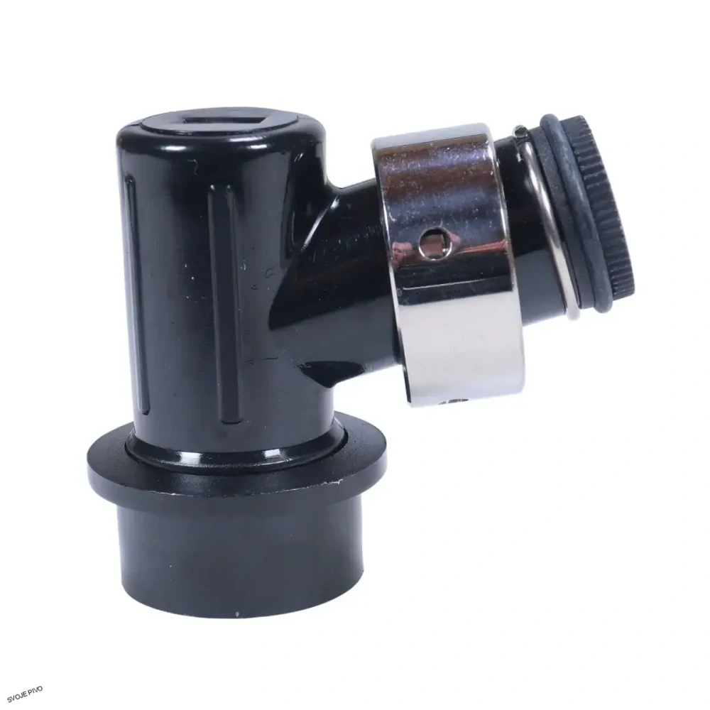 Narážač ball lock s integrovanou spojkou na pípu
