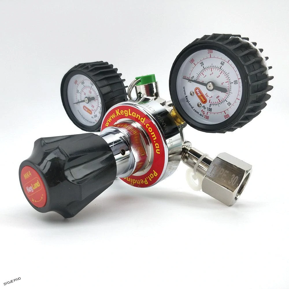 CO2 regulátor s dvoma manometrami Kegland